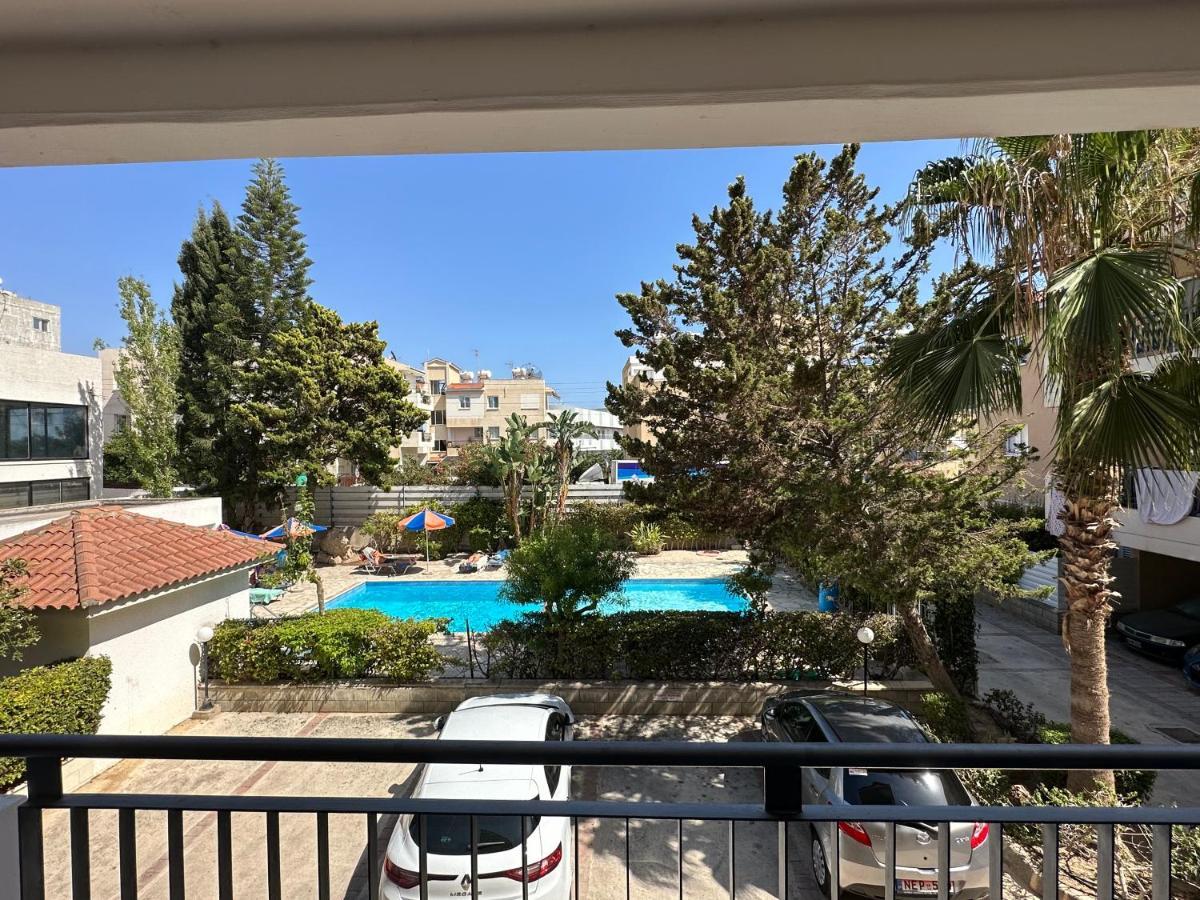 Kato Paphos Apartment Eksteriør billede