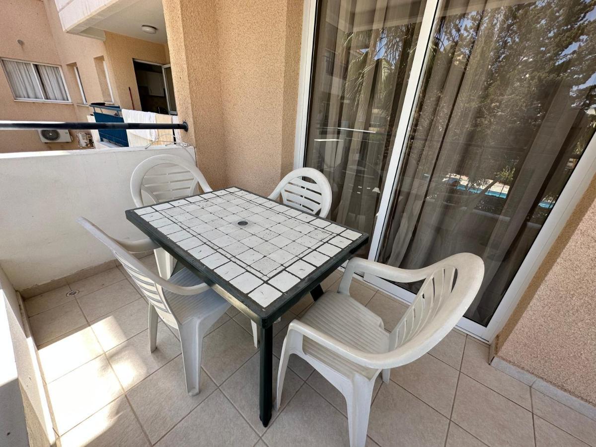 Kato Paphos Apartment Eksteriør billede