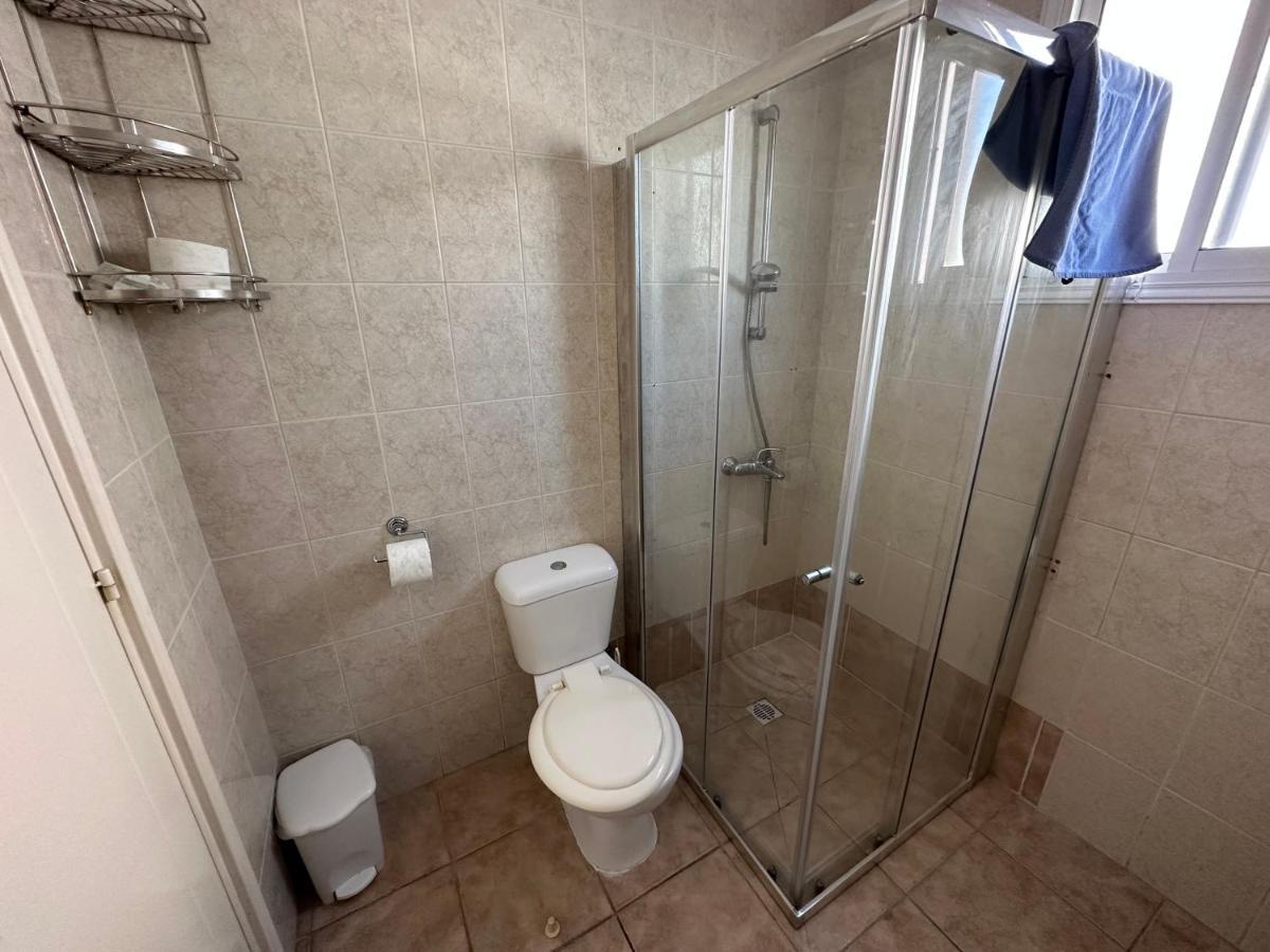 Kato Paphos Apartment Eksteriør billede